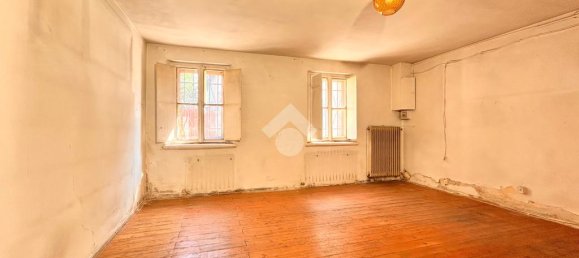 4 Schlafzimmer Haus in Udine, Italy, Nr. 297410 24