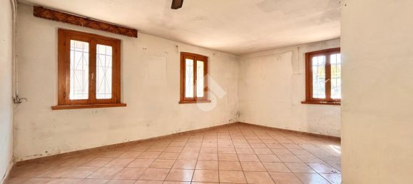 4 Schlafzimmer Haus in Udine, Italy, Nr. 297410 14