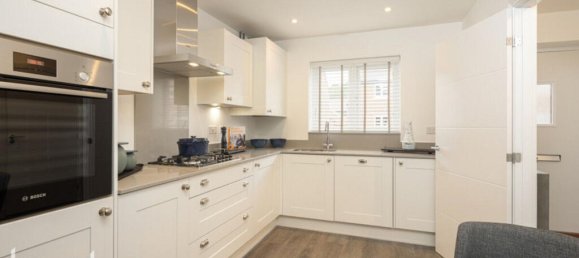 3 Schlafzimmer Haus in Bovingdon, United Kingdom, Nr. 4714 10