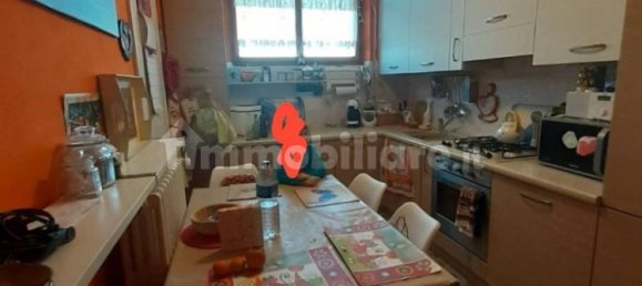 2 chambres Appartement à Garbagnate Milanese, Italy No. 374048 10