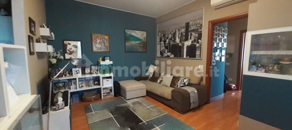 2 chambres Appartement à Garbagnate Milanese, Italy No. 374048 7