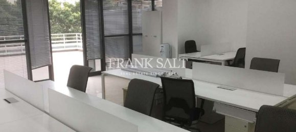 Bureau à Birkirkara, Malta 67m² No. 12192 3