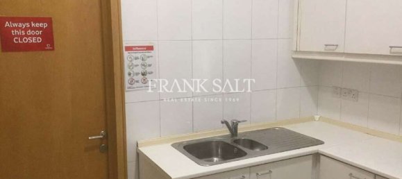 Bureau à Birkirkara, Malta 67m² No. 12192 4