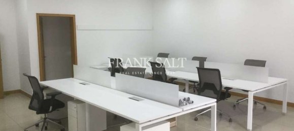 Bureau à Birkirkara, Malta 67m² No. 12192 2