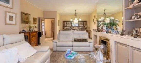 3 bedrooms Apartment in Porto, Portugal No. 113650 4