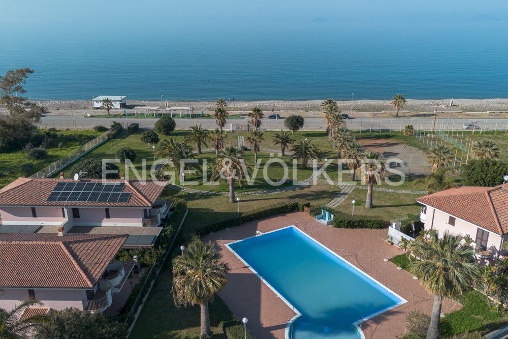 3 bedrooms House in Acquedolci, Italy No. 67658