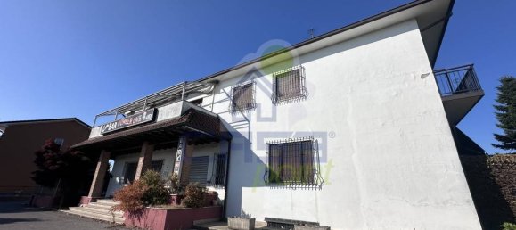 Gewerbliche Immobilie in Casaletto Lodigiano, Italy 700m², Nr. 301395 2