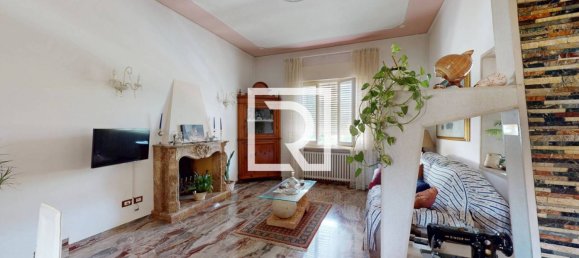 6 bedrooms Villa in Ravenna, Italy No. 274690 8