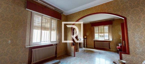 6 bedrooms Villa in Ravenna, Italy No. 274690 4