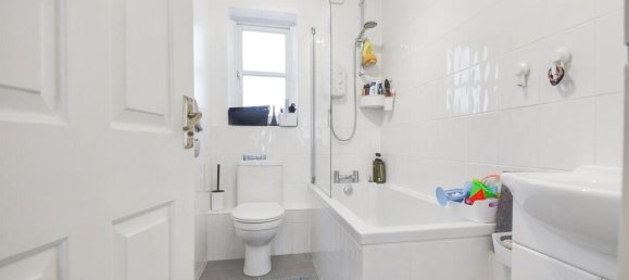 2 bedrooms Apartment in Harrow, United Kingdom No. 6387 6