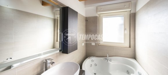 Apartamento T1 em Milan, Italy N.º 378237 6