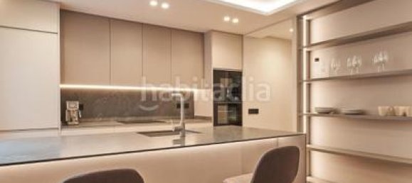 Apartamento de 2 dormitorios en Madrid, Spain No. 124651 6
