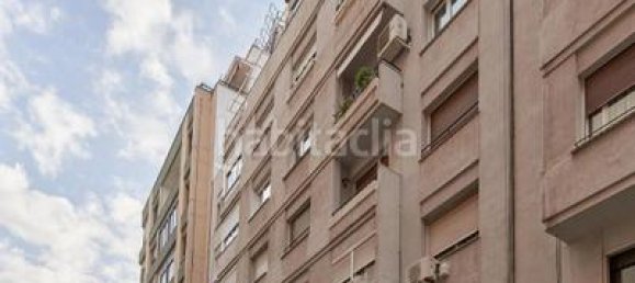 Apartamento de 2 dormitorios en Madrid, Spain No. 124651 12