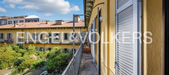 3 bedrooms Penthouse in Busto Arsizio, Italy No. 285545 10