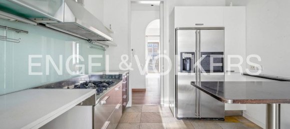 3 bedrooms Penthouse in Busto Arsizio, Italy No. 285545 7