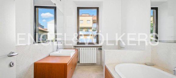 3 bedrooms Penthouse in Busto Arsizio, Italy No. 285545 16