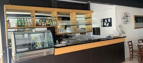 4غرفة عقار تجاري في Mantua, Italy رقم 292235 2