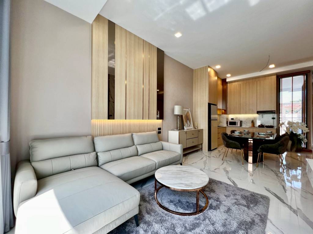 4 bedrooms Villa in Pattaya, Thailand No. 59806