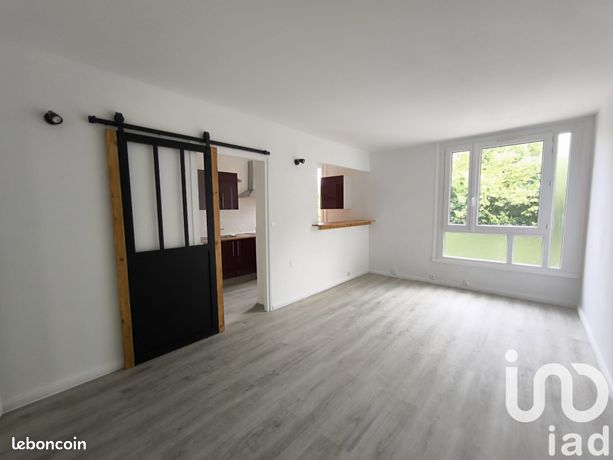 3 غرف نوم شقة في Saint-Pierre-les-Elbeuf, France رقم 353942