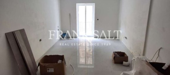 Apartamento de 2 dormitorios en Zabbar, Malta No. 2291 4