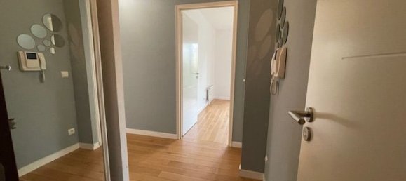 2 chambres Appartement à Versailles, France No. 182765 12