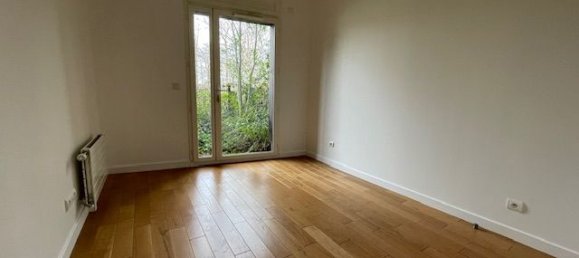 2 chambres Appartement à Versailles, France No. 182765 5