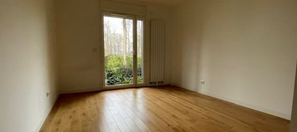 2 chambres Appartement à Versailles, France No. 182765 10