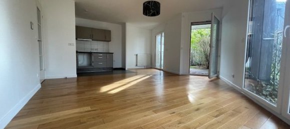 2 chambres Appartement à Versailles, France No. 182765 2