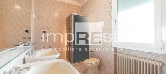 Дом с 3 спальнями в Понцано Венето, Италия № 177002 12