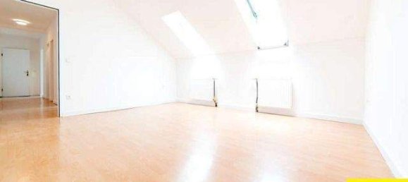 2-salle Appartement à Traismauer, Austria No. 95319 6