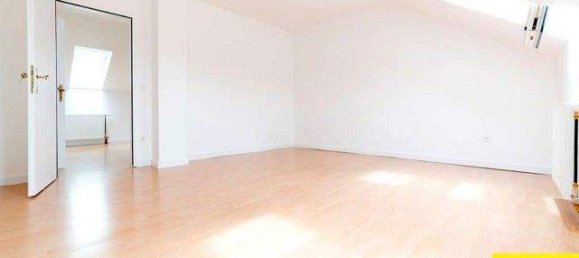 2-salle Appartement à Traismauer, Austria No. 95319 7