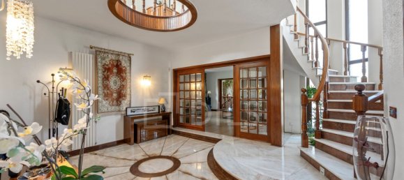 5 Schlafzimmer Villa in Cascais, Portugal, Nr. 191124 16