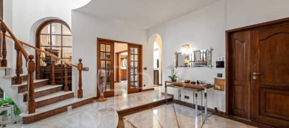 5 Schlafzimmer Villa in Cascais, Portugal, Nr. 191124 12