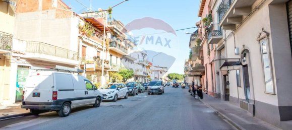 1 room Commercial property in Giardini-Naxos, Italy No. 57471 5