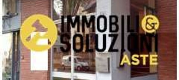 2 rooms Apartment in Busto Arsizio, Italy No. 185734 3