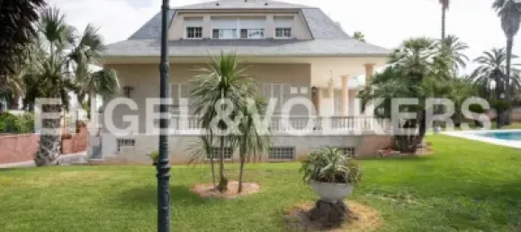 12 bedrooms Villa in La Pobla de Vallbona, Spain No. 155263 12