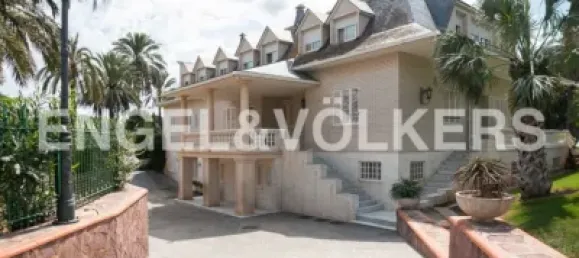 12 bedrooms Villa in La Pobla de Vallbona, Spain No. 155263 14