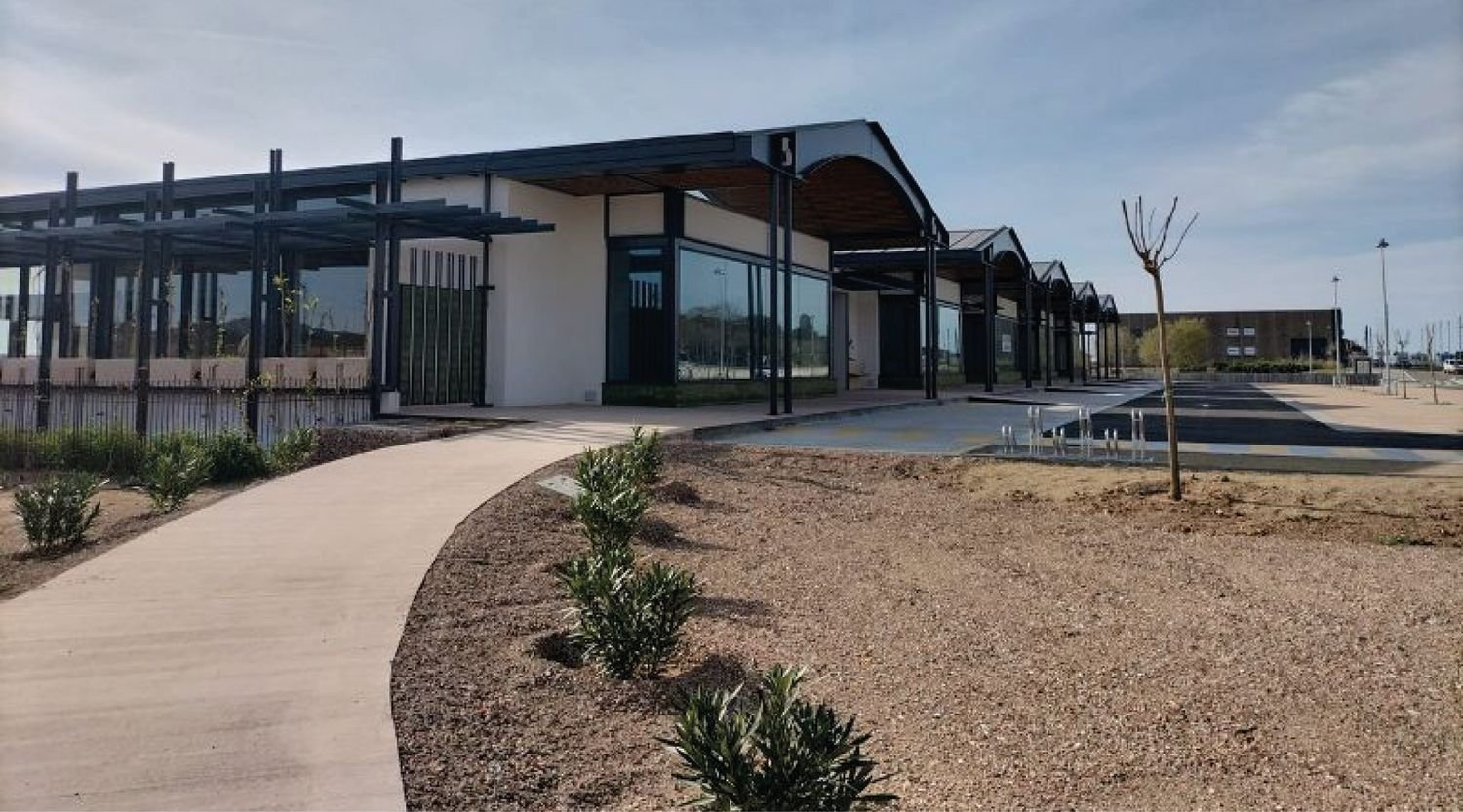 1200m² Commercial property in Girona, Spain No. 148696