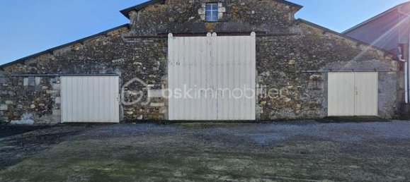 3 bedrooms House in Deux-Sevres, France No. 310696 9