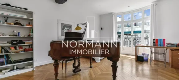 5 bedrooms Apartment in Paris, France No. 338665 6