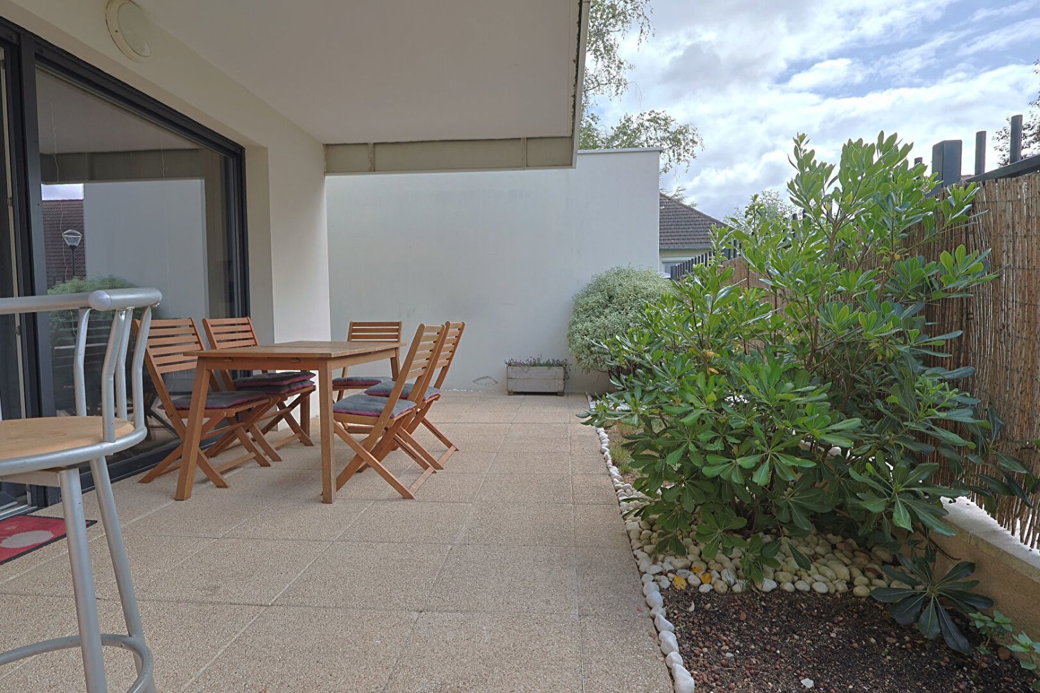 3 bedrooms Apartment in Tours, France No. 154238