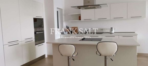 3 bedrooms Apartment in Gzira, Malta No. 9512 6