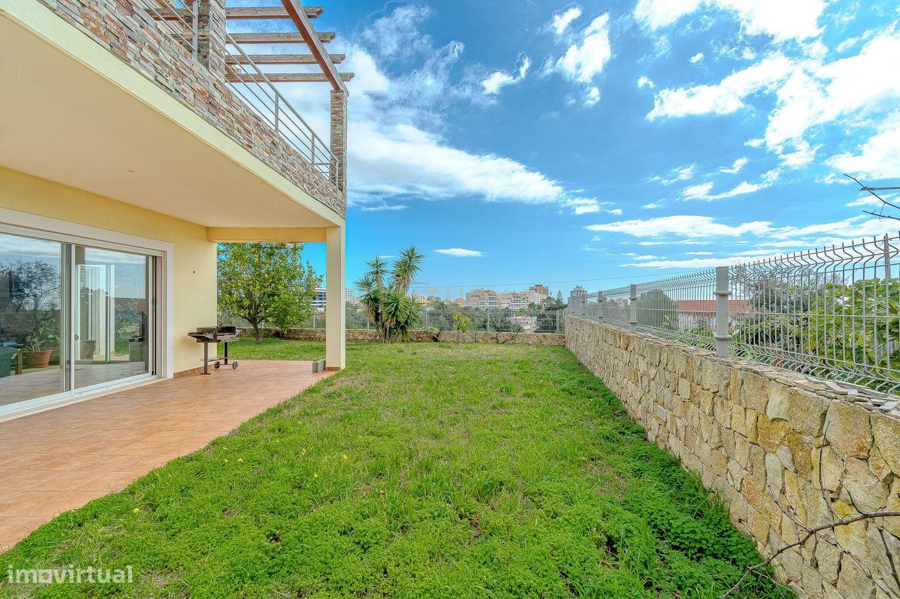 3 غرف نوم منزل في Portimao, Portugal رقم 99556