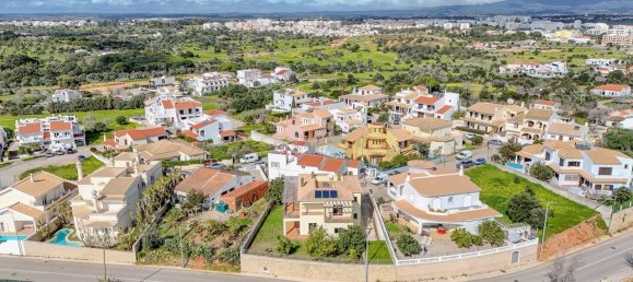 3 غرف نوم منزل في Portimao, Portugal رقم 99556 40