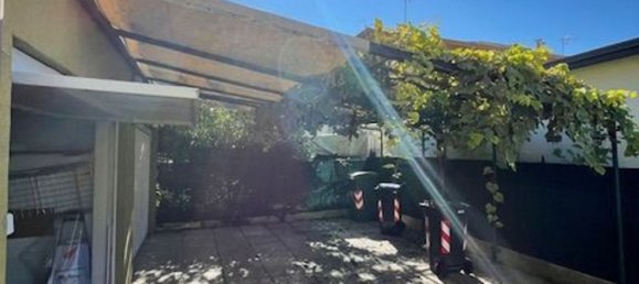 2 bedrooms Apartment in Cadoneghe, Italy No. 339805 8