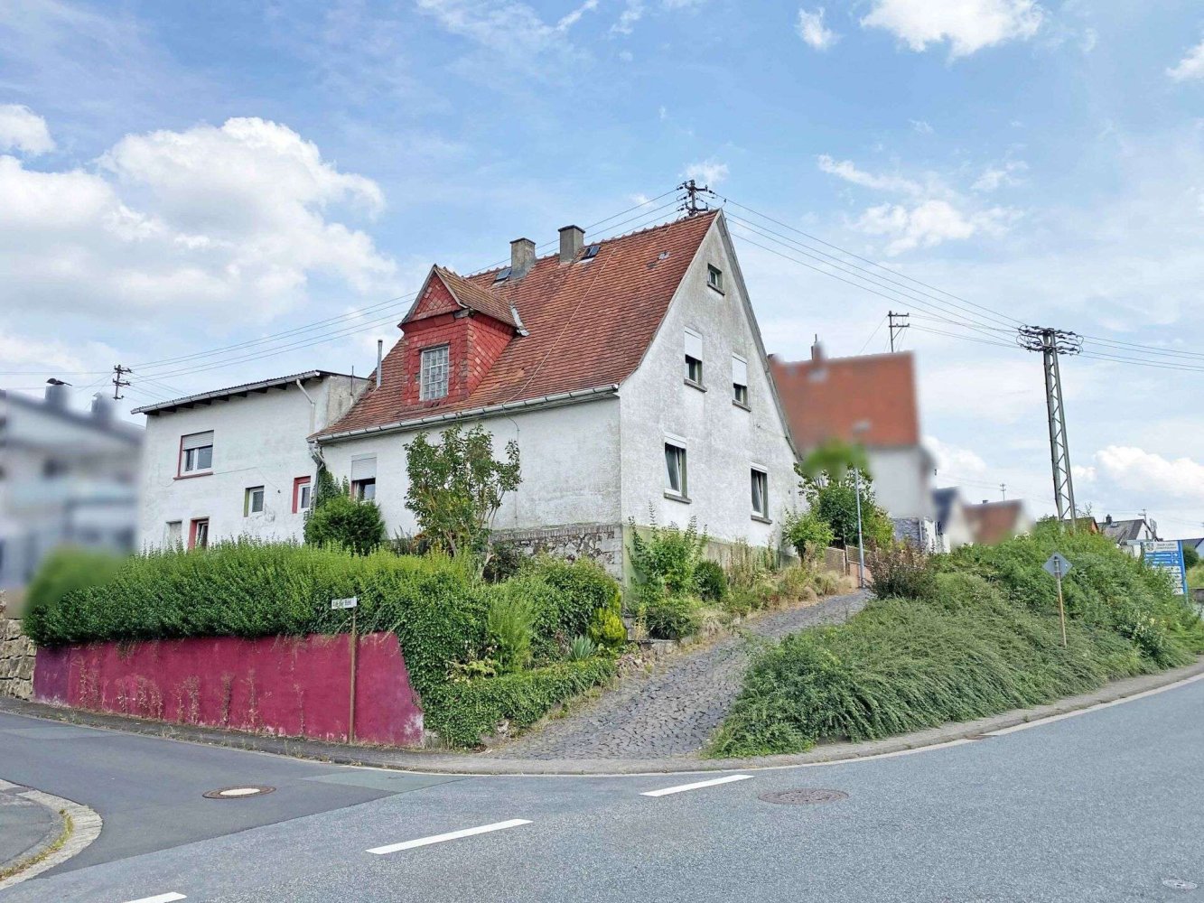 6 rooms House in Lollar, Germany No. 316002