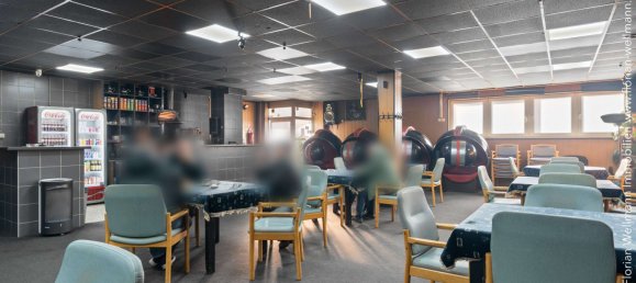 542m² Building in Bremen, Germany No. 21079 24