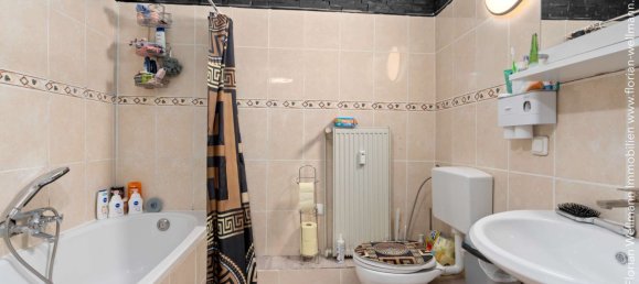 542m² Building in Bremen, Germany No. 21079 5