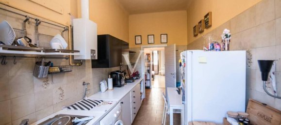 3-salle Appartement à Milan, Italy No. 241998 3