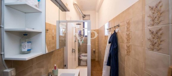 3-salle Appartement à Milan, Italy No. 241998 15